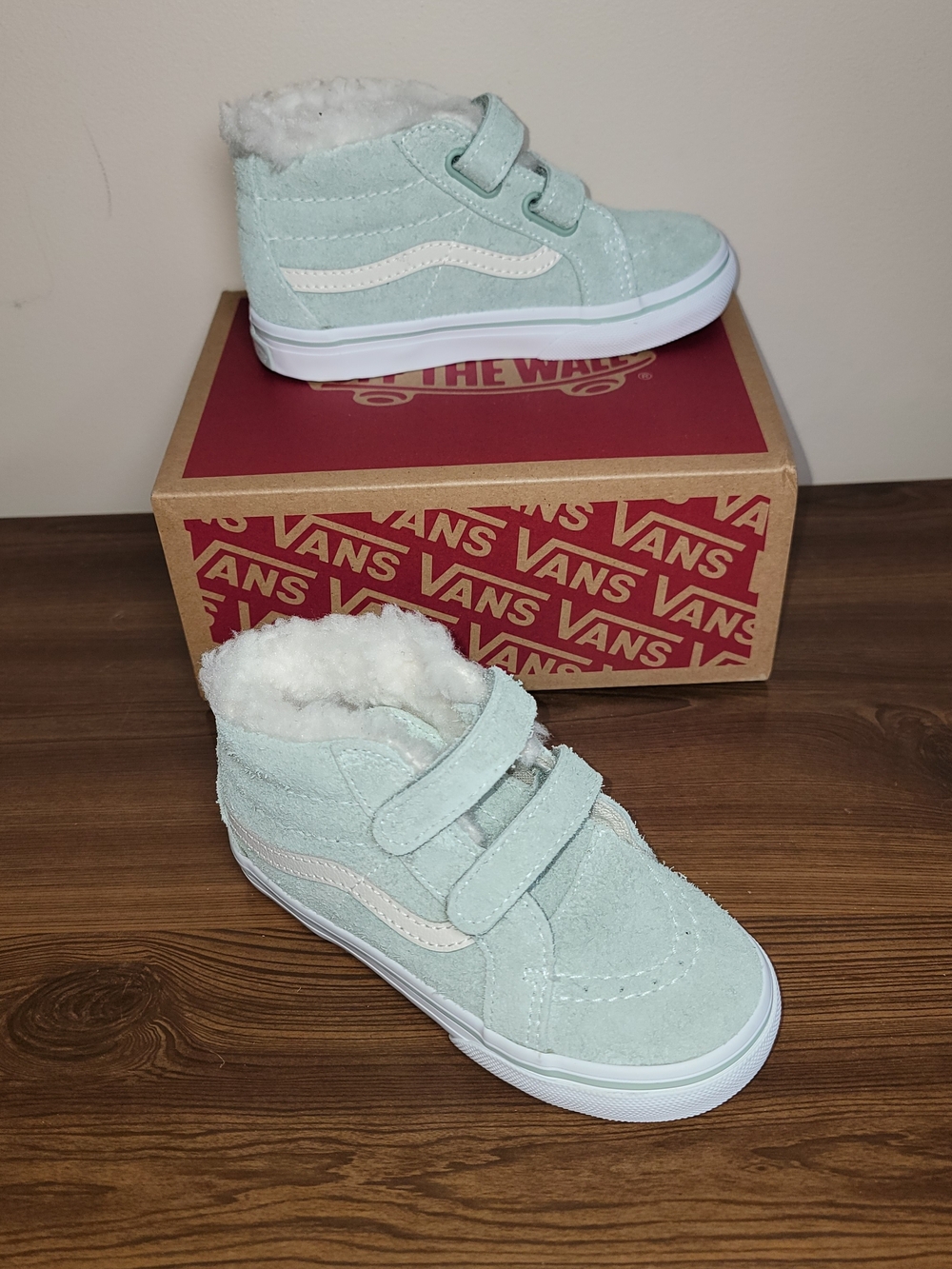 Vans Kids Sk8-Mid Reissue V Light Mint with Faux Fur Lining - Size 9 Toddler - Picture 3 of 5